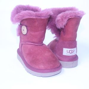 🌸 PINK UGG  BOOTS ♦️TODDLER size 6